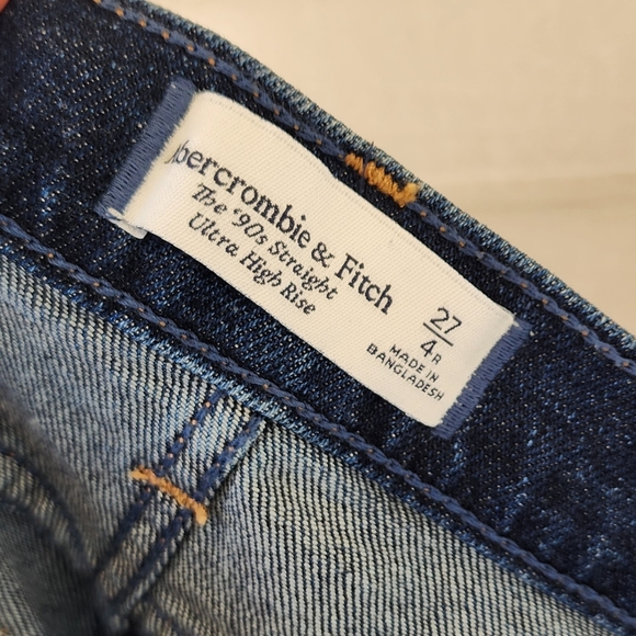 Abercrombie and Fitch The 90's straight ultra high rise jeans - Picture 11 of 13